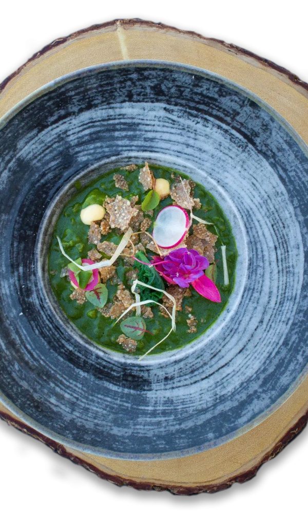 Farro con cavolo nero e ingredienti di stagione